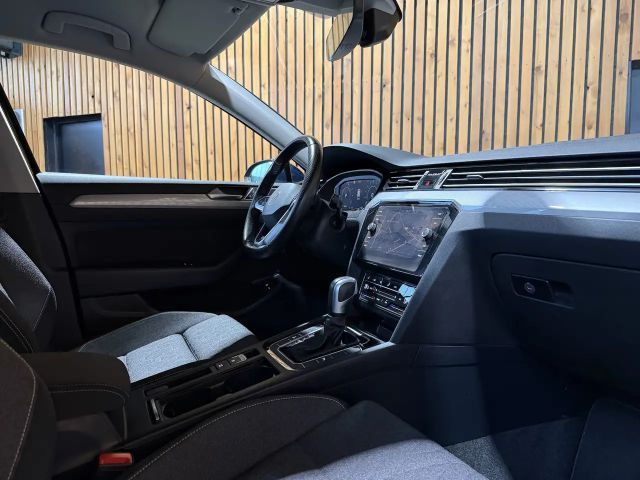 Volkswagen Passat DSG GTE Variant