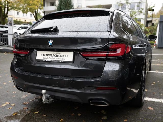 BMW 540 540d M-Sport Touring xDrive