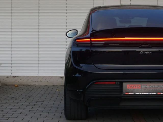 Porsche Macan Turbo