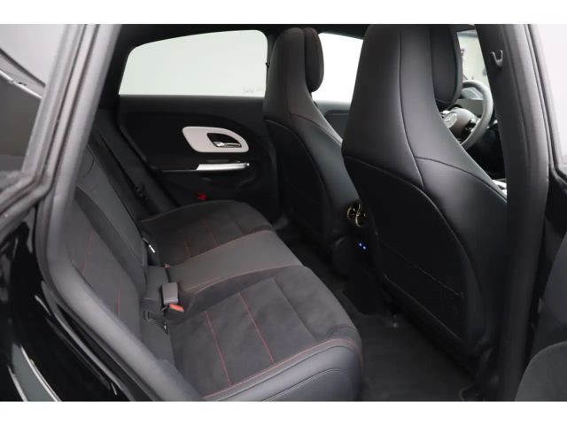 Mercedes-Benz CLA 250 AMG Line Coupé