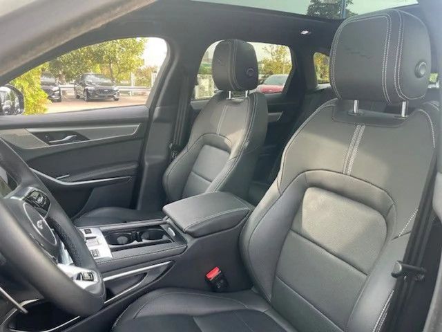 Jaguar F-Pace AWD D200 R-Dynamic