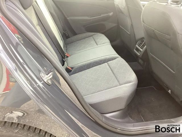 Volkswagen Golf 1.0 TSI Golf VIII Life Variant