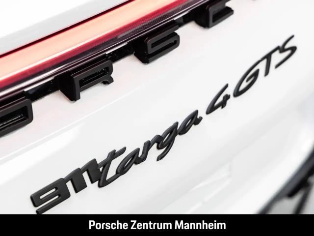 Porsche 992 4 Coupé GTS Targa