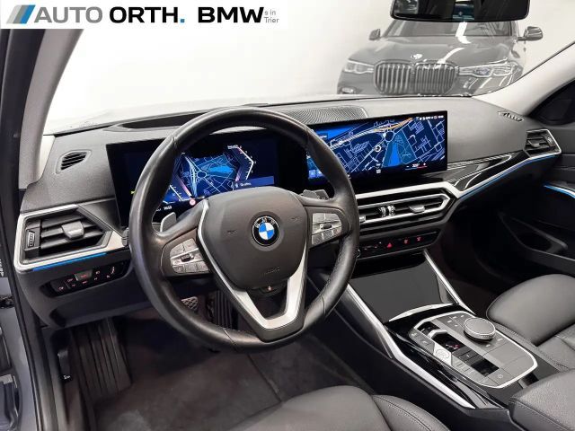 BMW 330 330d Touring xDrive