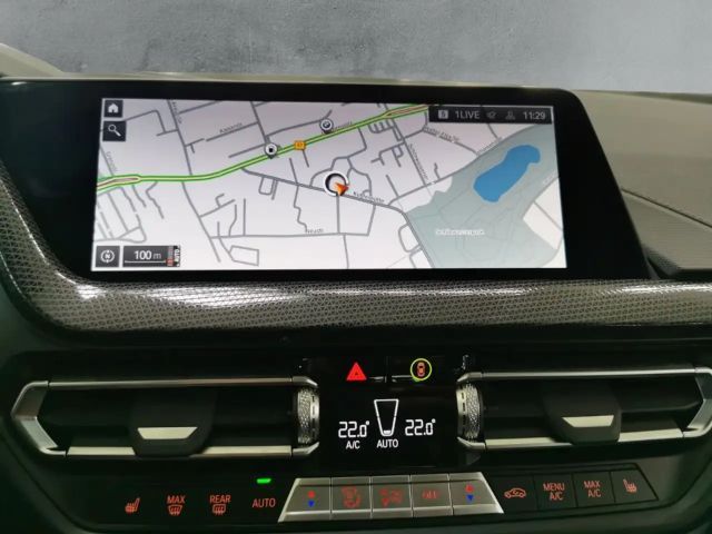 BMW 118 118i Sedan Sport Line