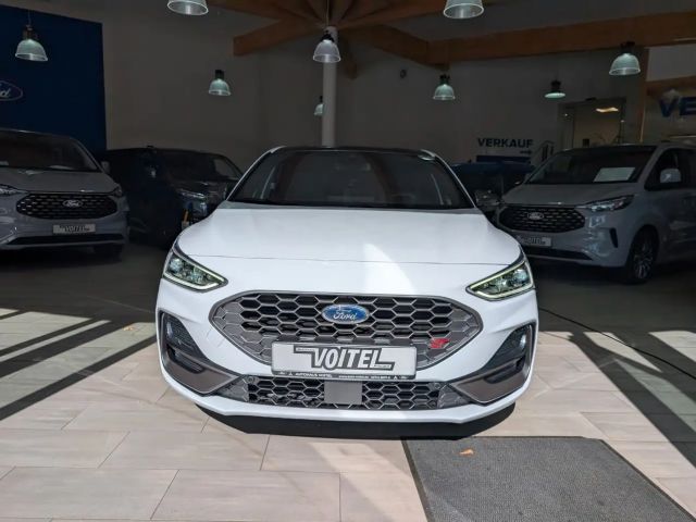 Ford Focus ST Line