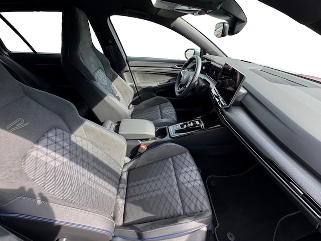 Volkswagen Golf 1.5 TSI DSG R-Line Variant