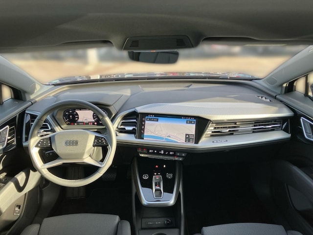 Audi Q4 e-tron SUV 45 e-tron Audi Q4 e-tron