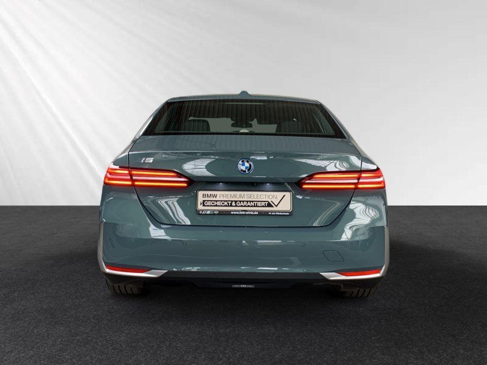 BMW i5 Sedan eDrive40