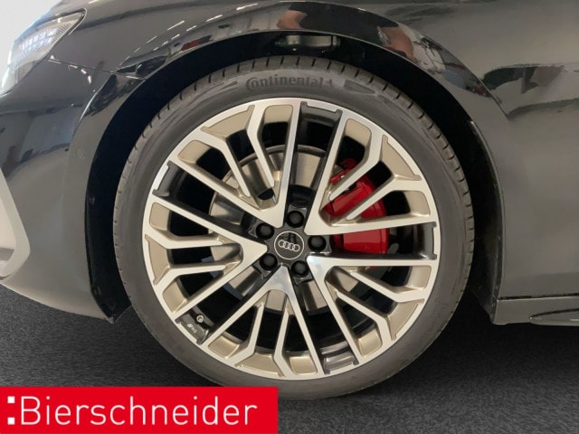 Audi A6 Avant Quattro S-Tronic