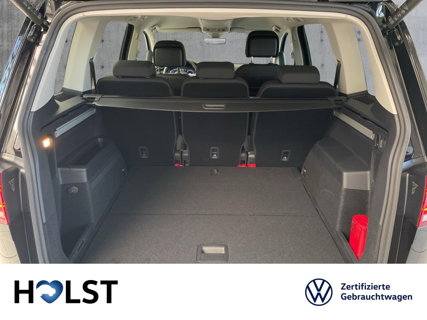 Volkswagen Touran DSG Highline IQ.Drive R-Line