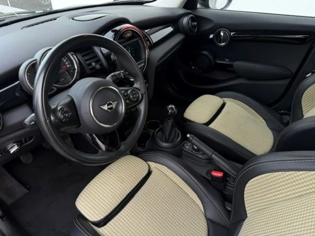 MINI One 5T LMR SportSitz SHZ PDC LED Tempomat DAB