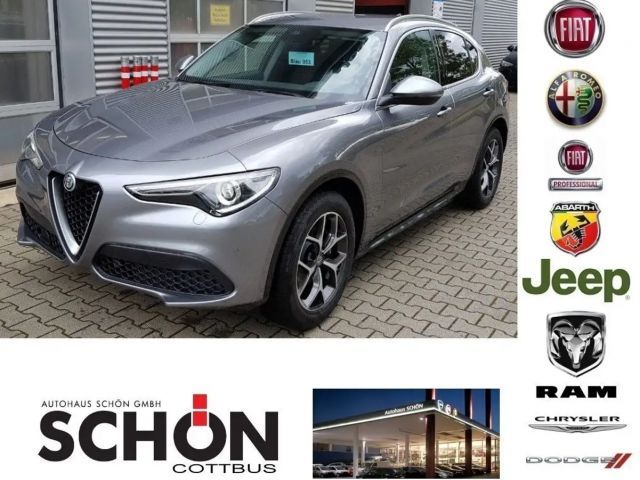 Alfa Romeo Stelvio AT8 Lusso Q4 TI