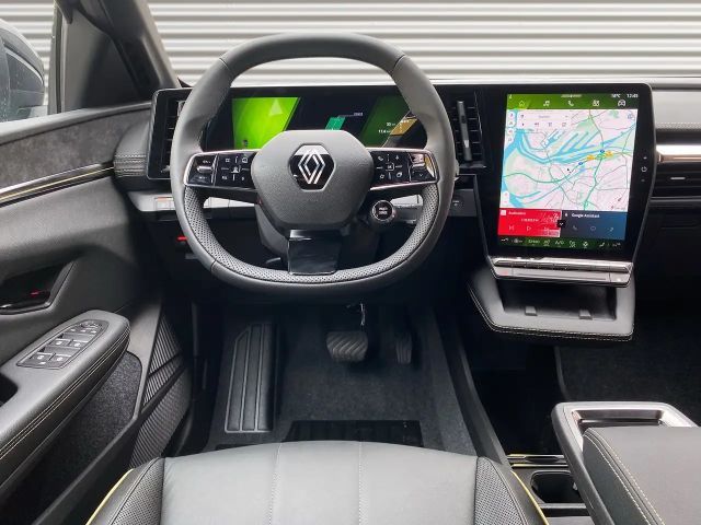 Renault Megane Comfort E-Tech Iconic