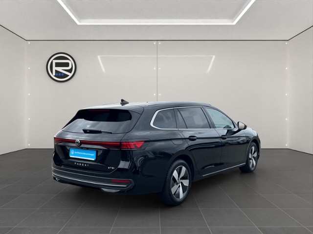 Volkswagen Passat 1.5 eTSI Business DSG Variant