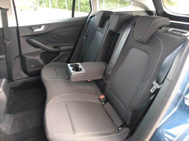 Ford Focus Titanium Wagon