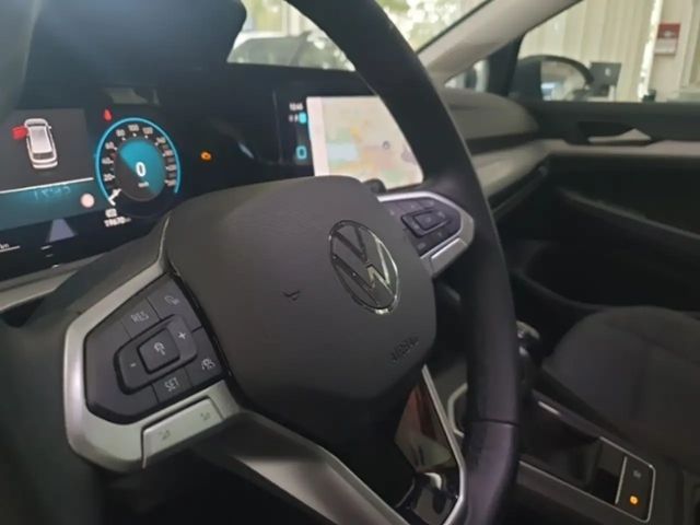 Volkswagen Golf 1.0 TSI Life Variant