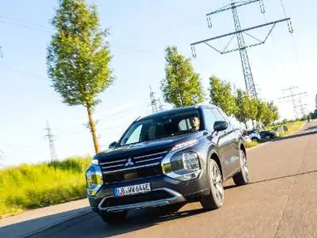 Mitsubishi Outlander PHEV