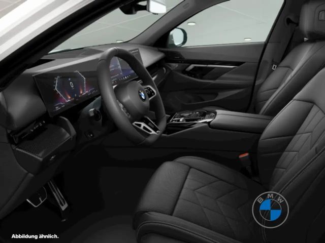 BMW 520 520d M-Sport Sedan