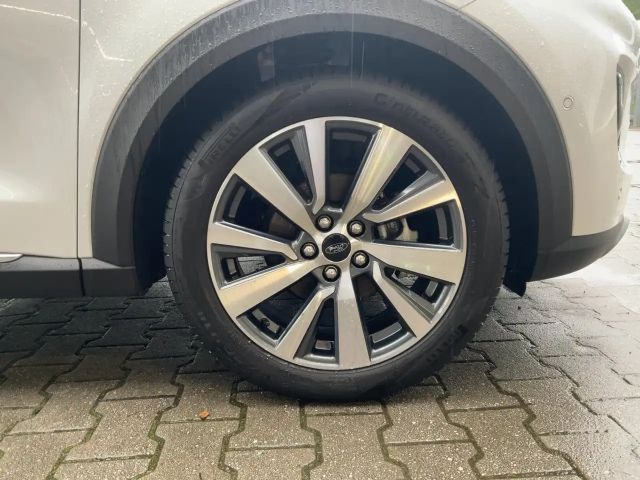 Ford Puma EcoBoost Titanium