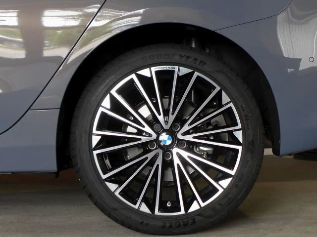 BMW 218 218d Luxury Line