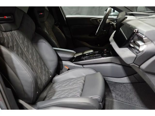 Audi S5 Avant Quattro