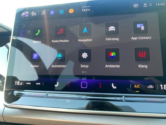 Volkswagen Golf 1.5 TSI Golf VIII Life