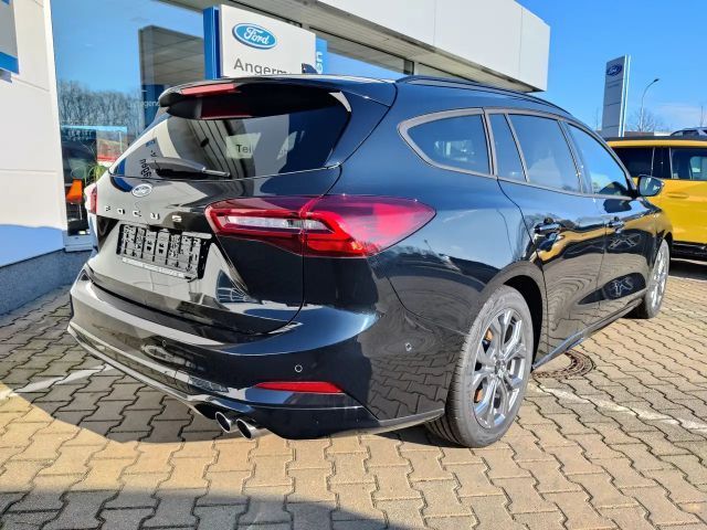 Ford Focus ST Line