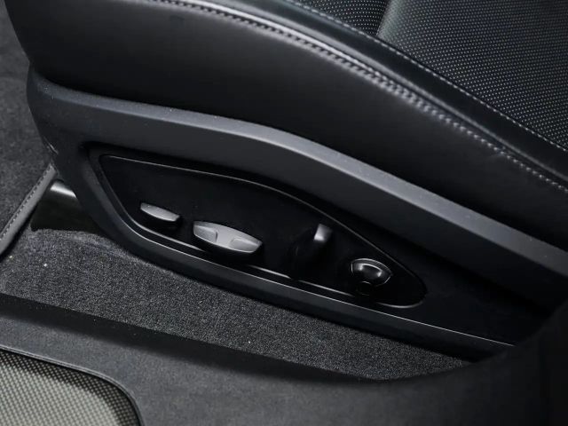 Porsche Taycan Turbo