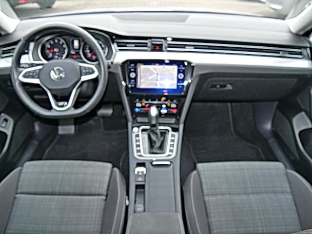 Volkswagen Passat 1.5 TSI R-Line Variant