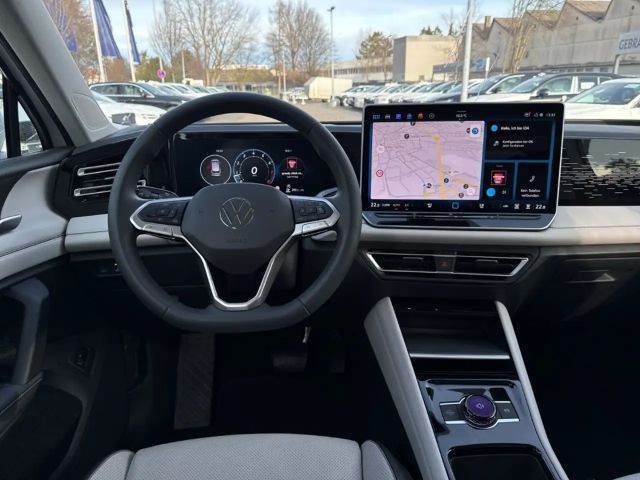 Volkswagen Tiguan 1.5 eTSI Elegance Elegance