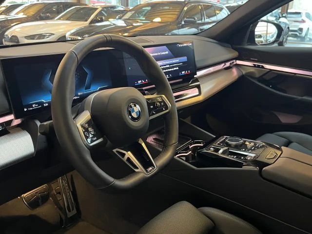 BMW 520 520i M-Sport Sedan