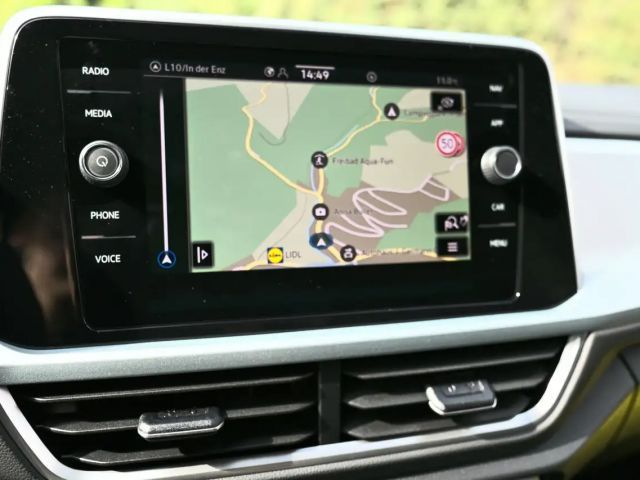 Volkswagen T-Roc 1.0 TSI Plus