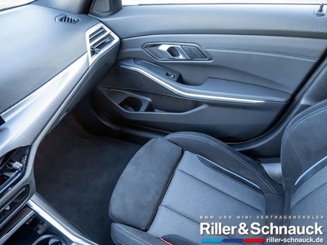 BMW 320 320i M-Sport Touring