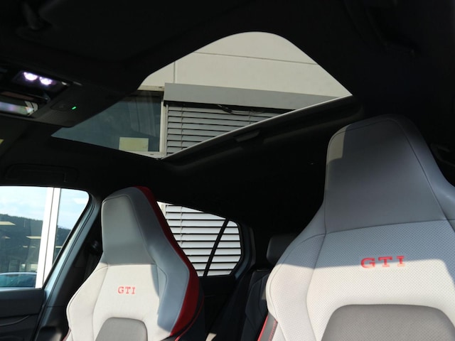 Volkswagen Golf DSG GTI