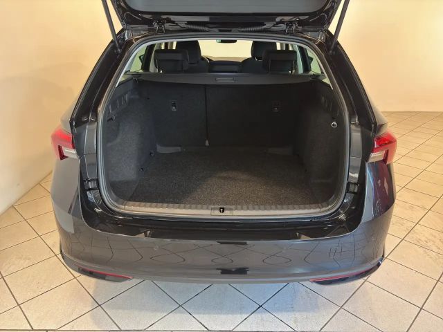 Skoda Octavia Essence TSI