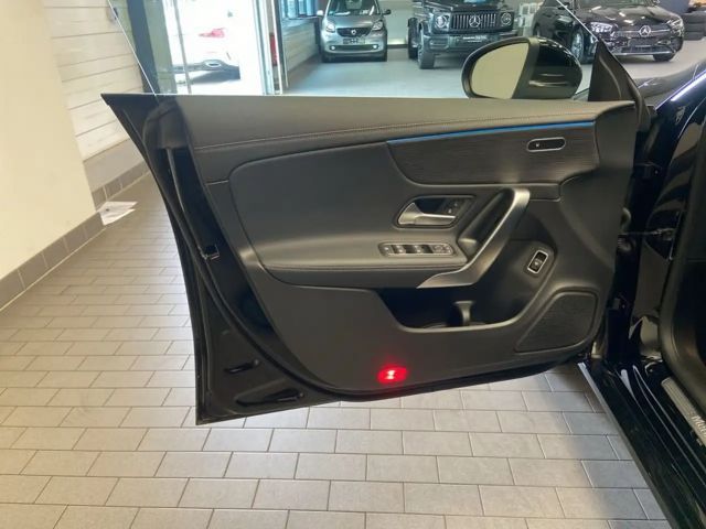 Mercedes-Benz CLA 200 Coupé