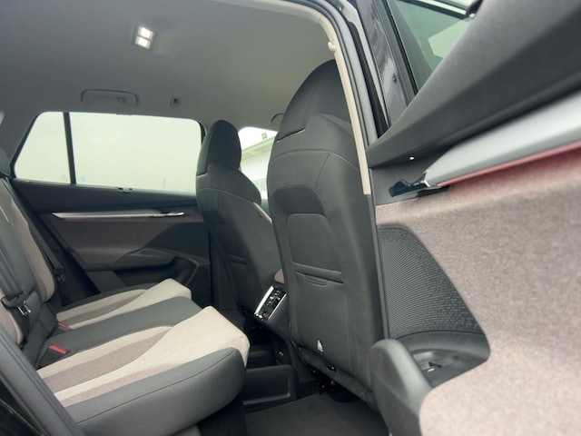 Skoda Enyaq Enyaq 85 210 kW AHK RFK DigiC SHZ NAVI LED