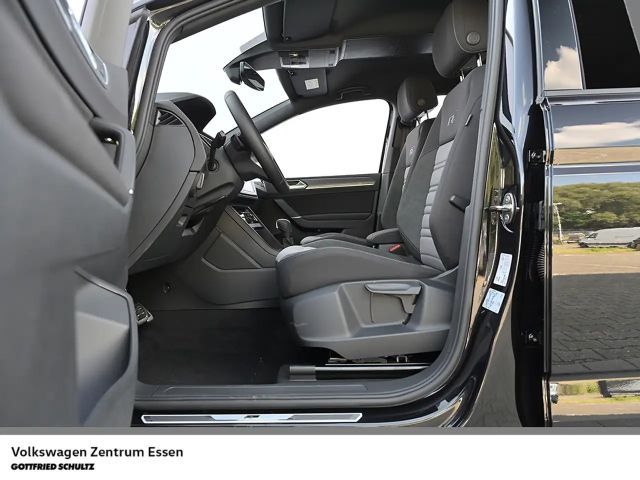 Volkswagen Touran DSG Highline R-Line