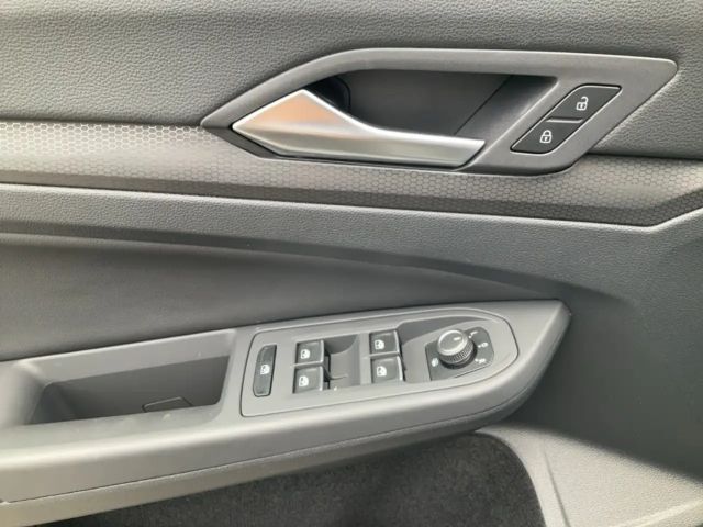 Volkswagen Golf 2.0 TSI Golf VIII