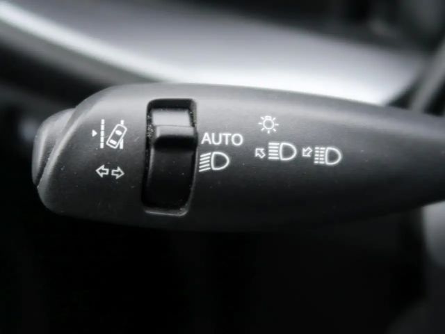 Fiat 500e MY23 Navi Carplay/Android Auto JBL *Allwetterreife