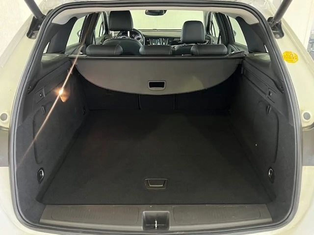 Opel Astra Business Elegance Sports Tourer