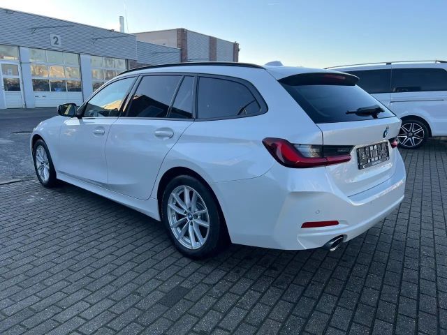 BMW 320 320d Touring xDrive