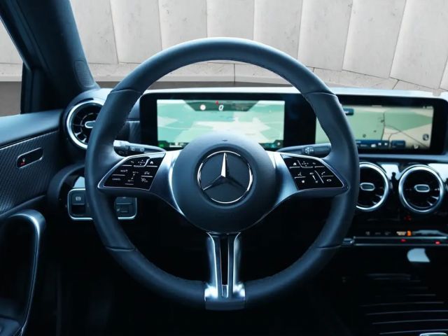 Mercedes-Benz A 180 Hatchback Progressive