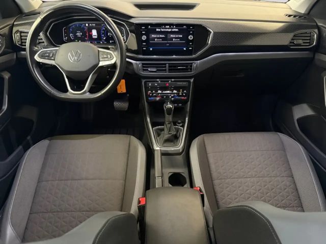 Volkswagen T-Cross Style