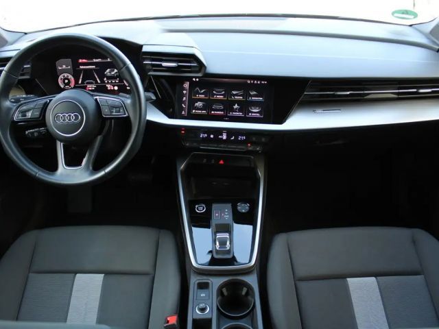 Audi A3 35 TDI S-Tronic Sedan