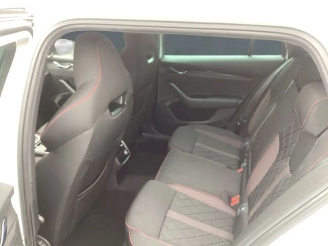 Skoda Octavia 2.0 TDI Combi RS