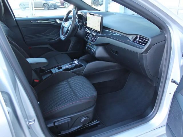 Ford Focus ST Line Wagon