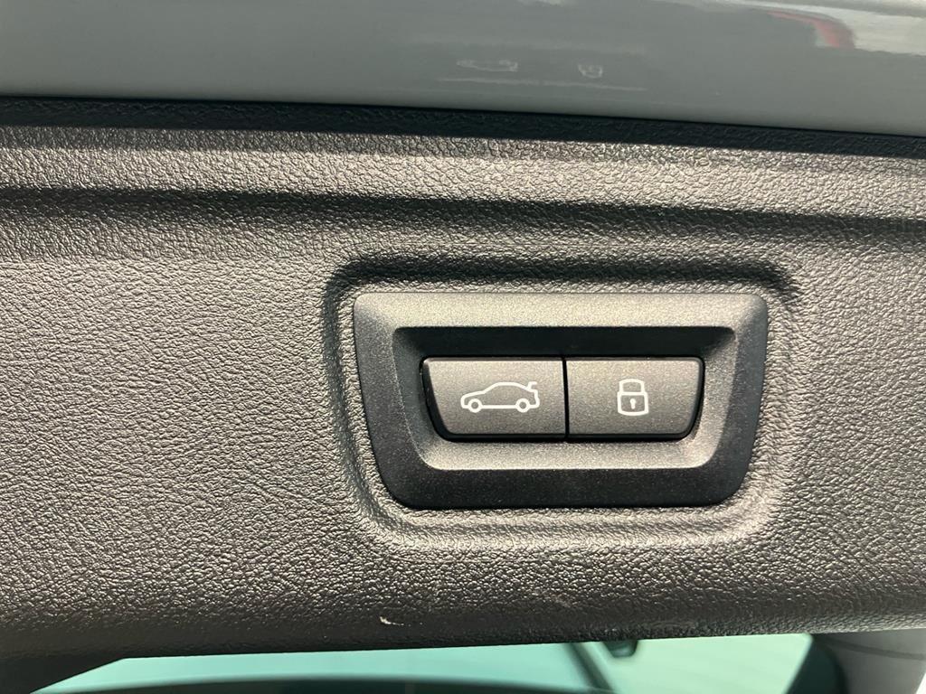 BMW 320 320d Touring xDrive