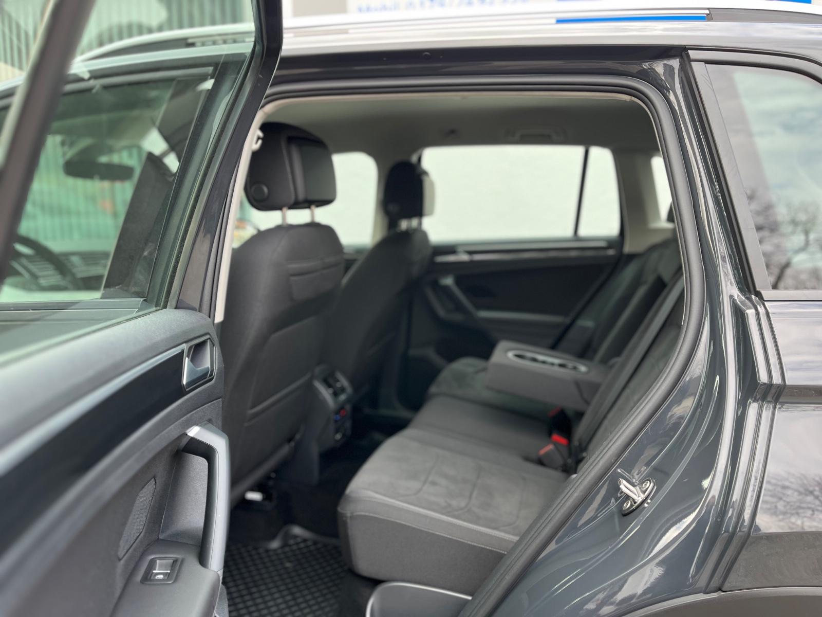 Volkswagen Tiguan eHybr Navi+Alcantara+LED+ACC+DrivAss+AHK